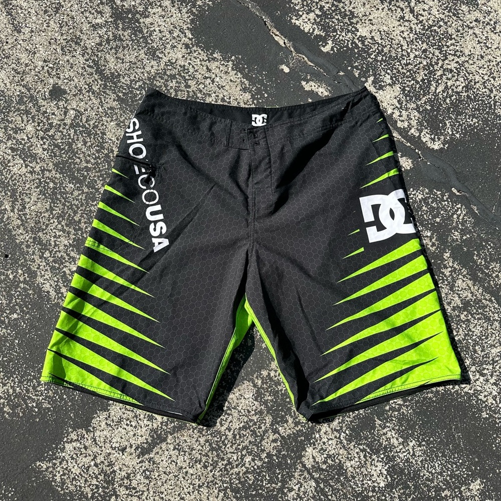 DC shoes y2k board shorts